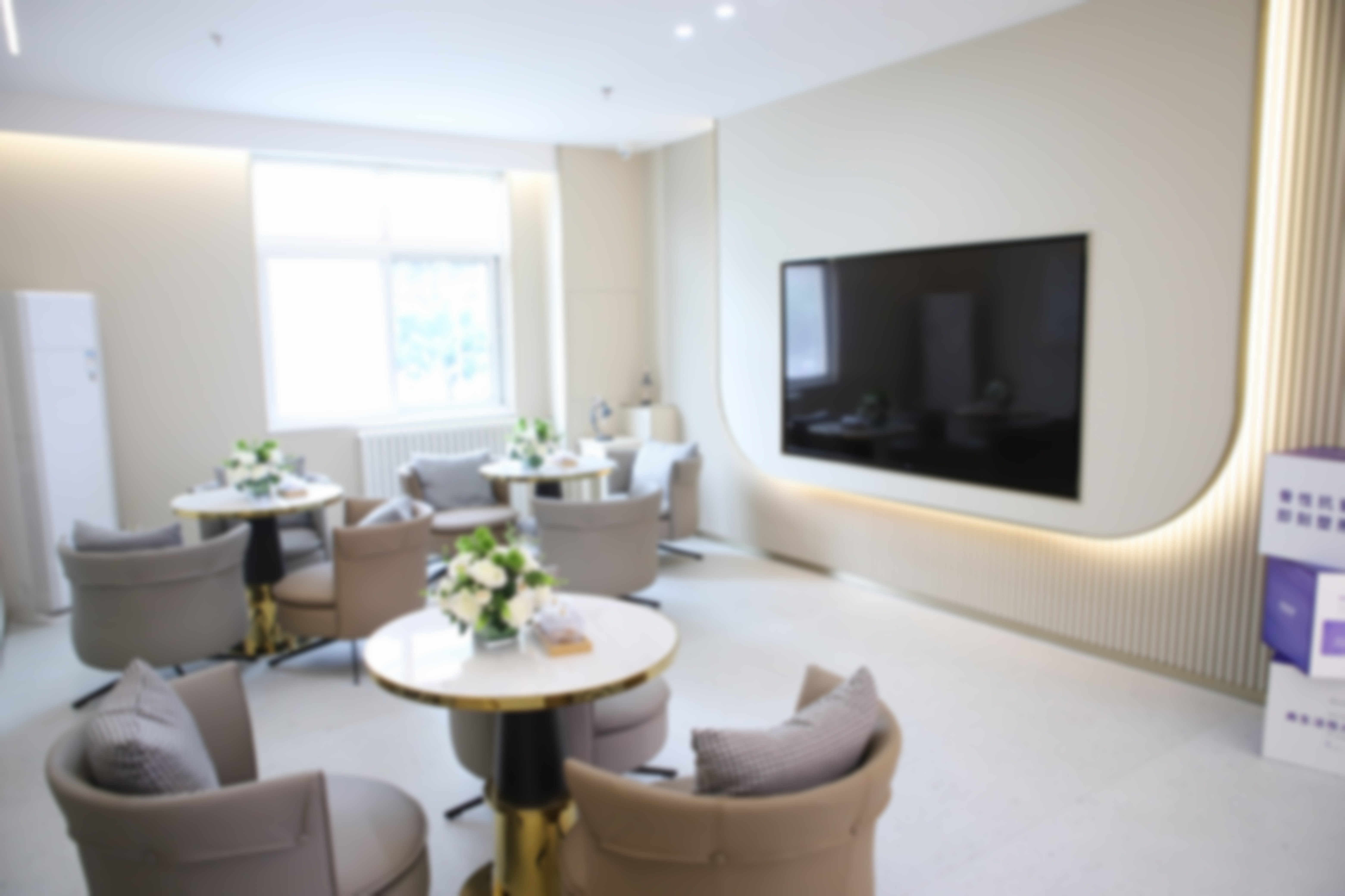 北京京通医院医疗美容门诊部薄滨口碑评价怎么样？精细眼整形与多领域经验获求美者认可 