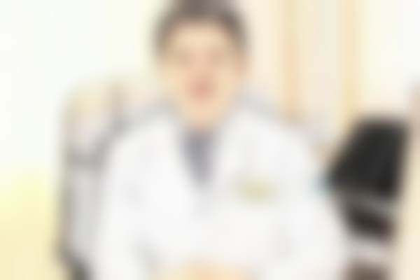 上海华美医疗美容医院文锦利医生瑞蓝唯瑅水光补水2支套餐6740元，焕活肌肤光彩