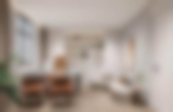 成都武侯华生铂悦美容医院房林的任职经历和荣誉与成就，展现医美领域深厚实力与卓越成果 